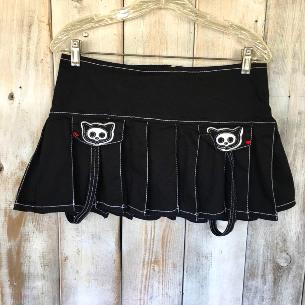 Tripp Skeleanimals Skirt Collectors Size Small